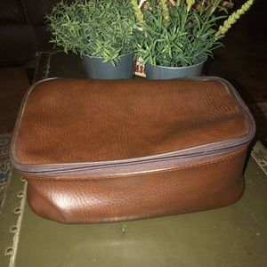 VINTAGE PEGASUS BRAND TOILETRY BAG